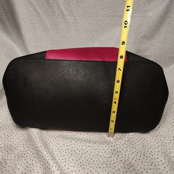 Michael Kors Jet Set Center Stripe Black & Magenta tote! Retired *like new* - Picture 9 of 11